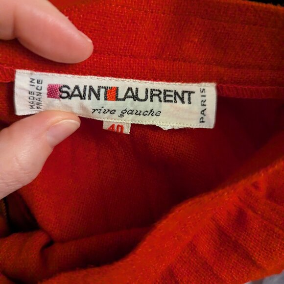 Vintage Saint Laurent red and white heart blouse with scarf long pleated skirt - Picture 11 of 11